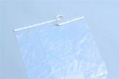 Sachets plastique avec fermeture 28x37 par  500